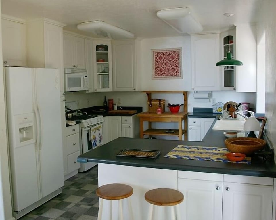 The Sunset House - Large Kitchen - fully equipped incl. coffee, hot coco, spices