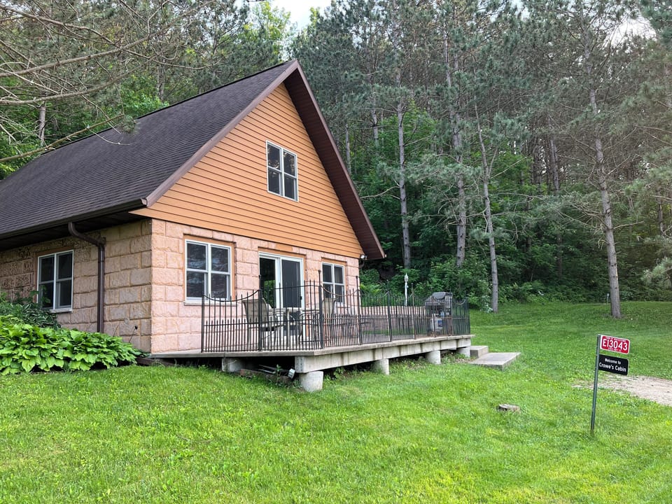 Crowe's Cabin is set off the highway, tucked into the woods.  