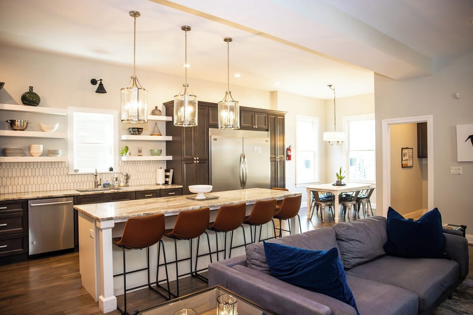 1st FL | Kitchen | Fully Stocked