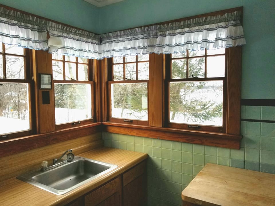 Cheery, full kitchen with everything you need to prepare a complete meal.