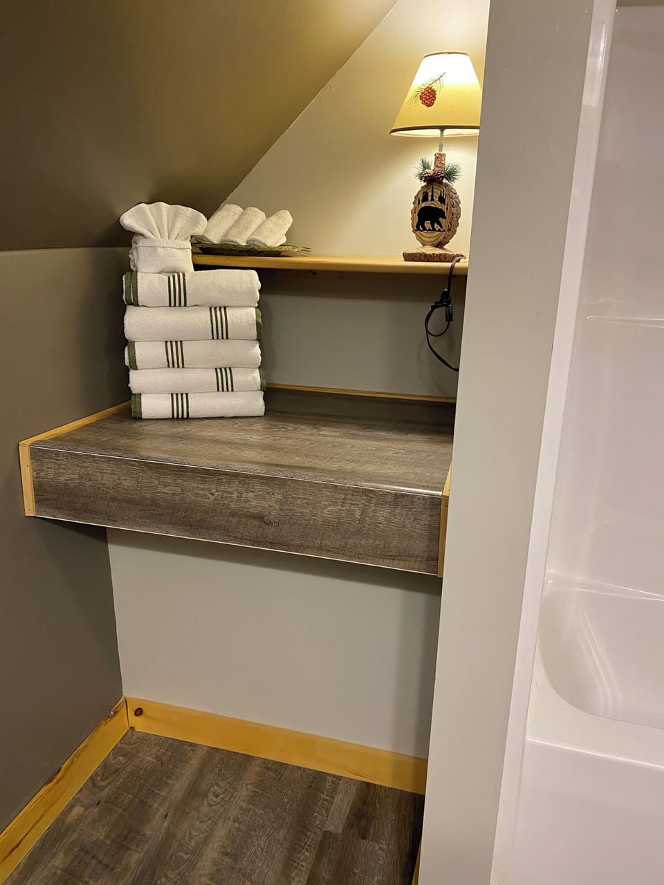 3rd Floor Bathroom 
