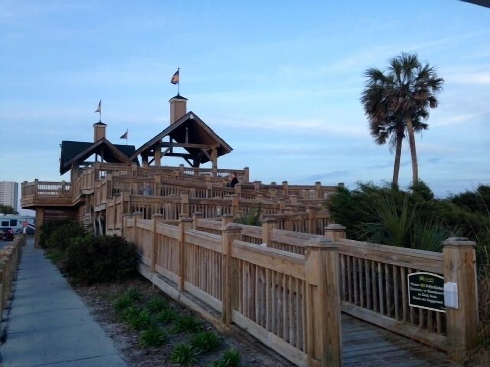 Lookout Deck