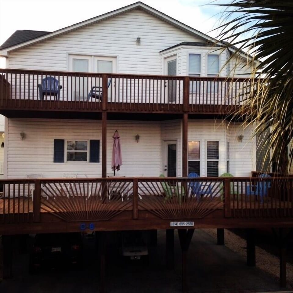 Great location house C-8