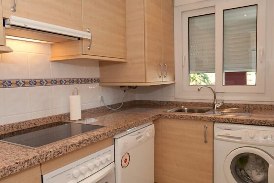 Bright kitchen with great views whilst cooking