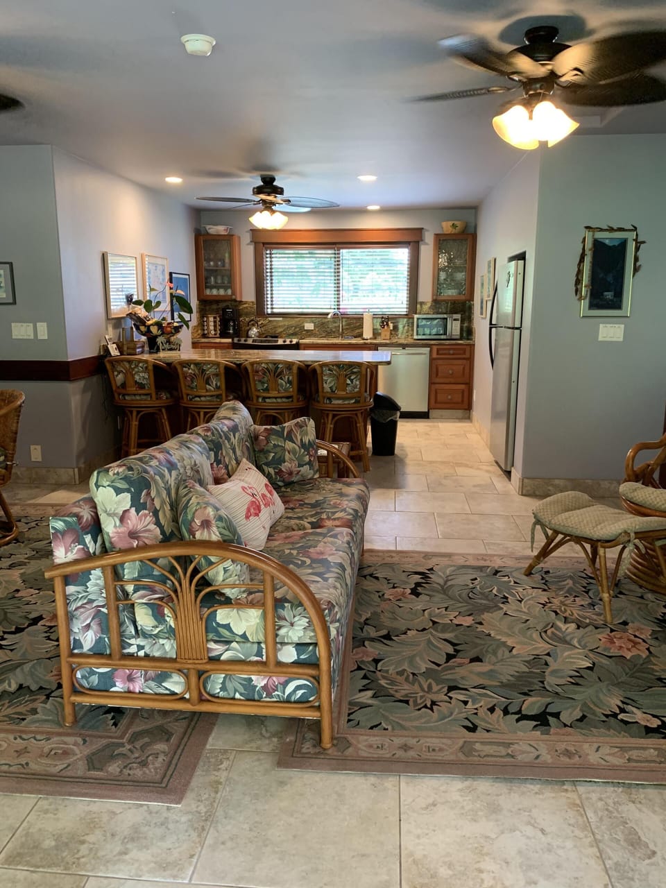 Living room/kitchen