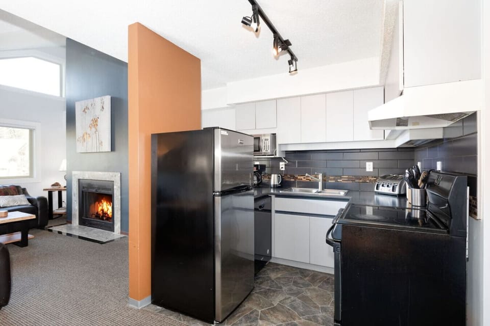 Fully-equipped kitchen for your cooking needs