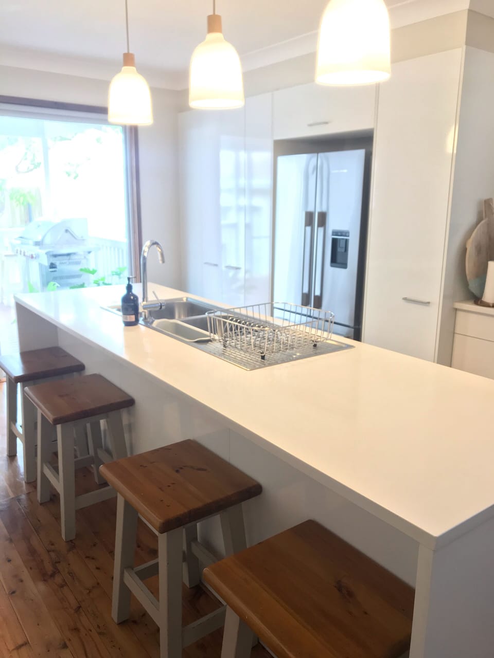 Kitchen island bench