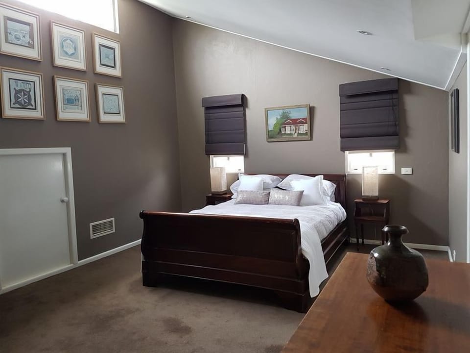 Spacious queen bed 