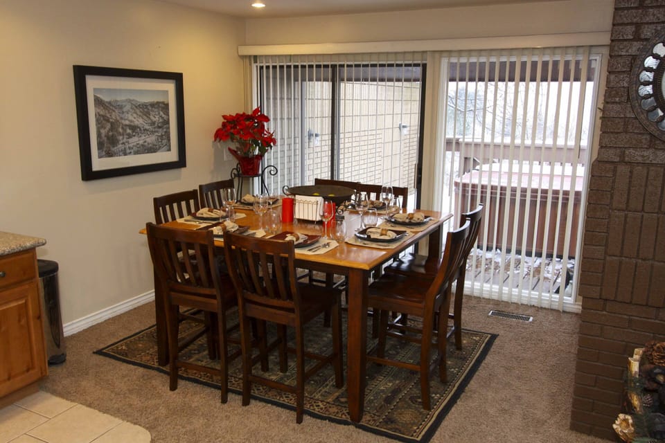 Large dining area - counter height table seats 8