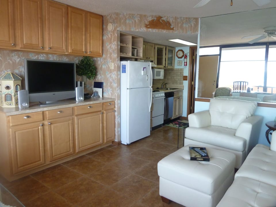 Living Room to Kitchen