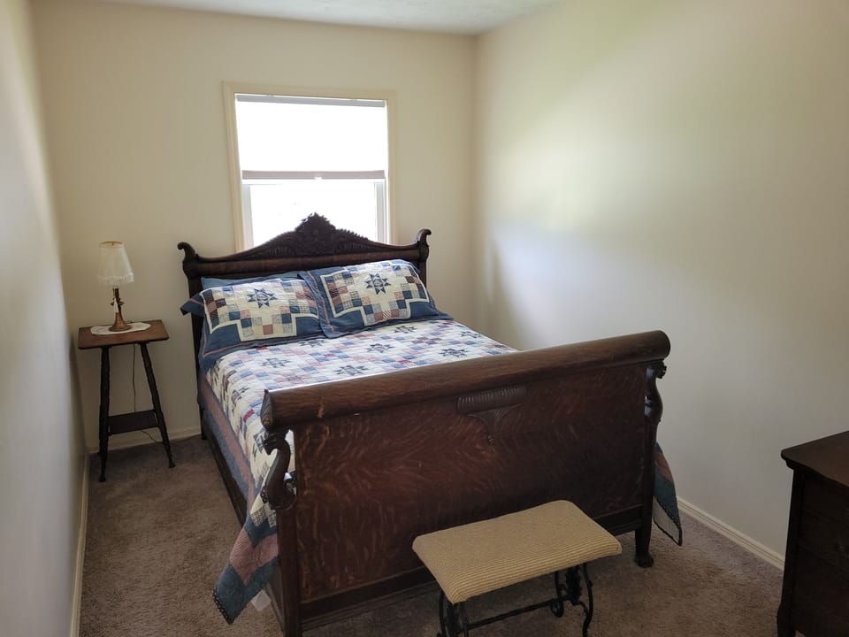 Second floor full bed