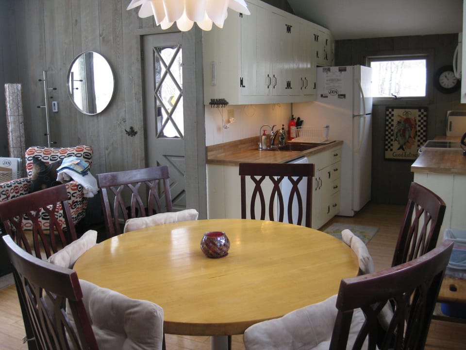 Entry door, Kitchen, Dining, Living all ready to welcome you and your family!
