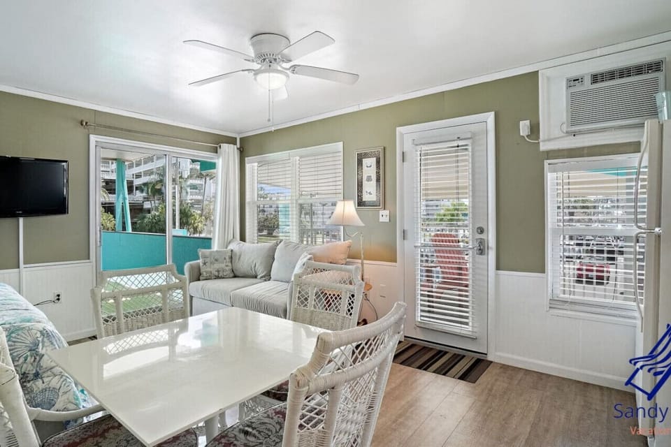 Main Living Area near Entry