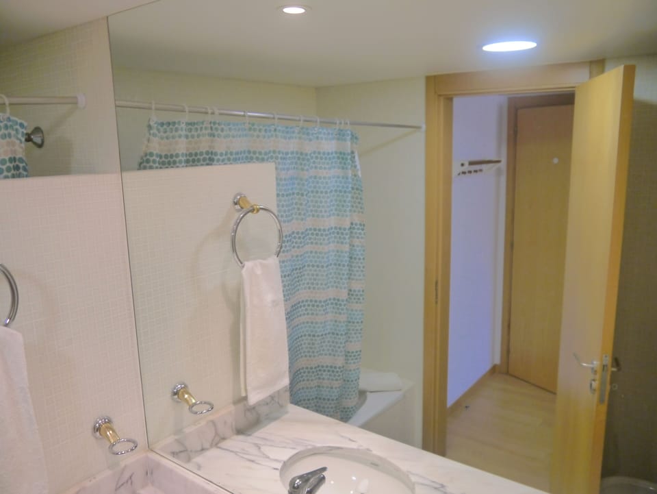 En-suite bathroom