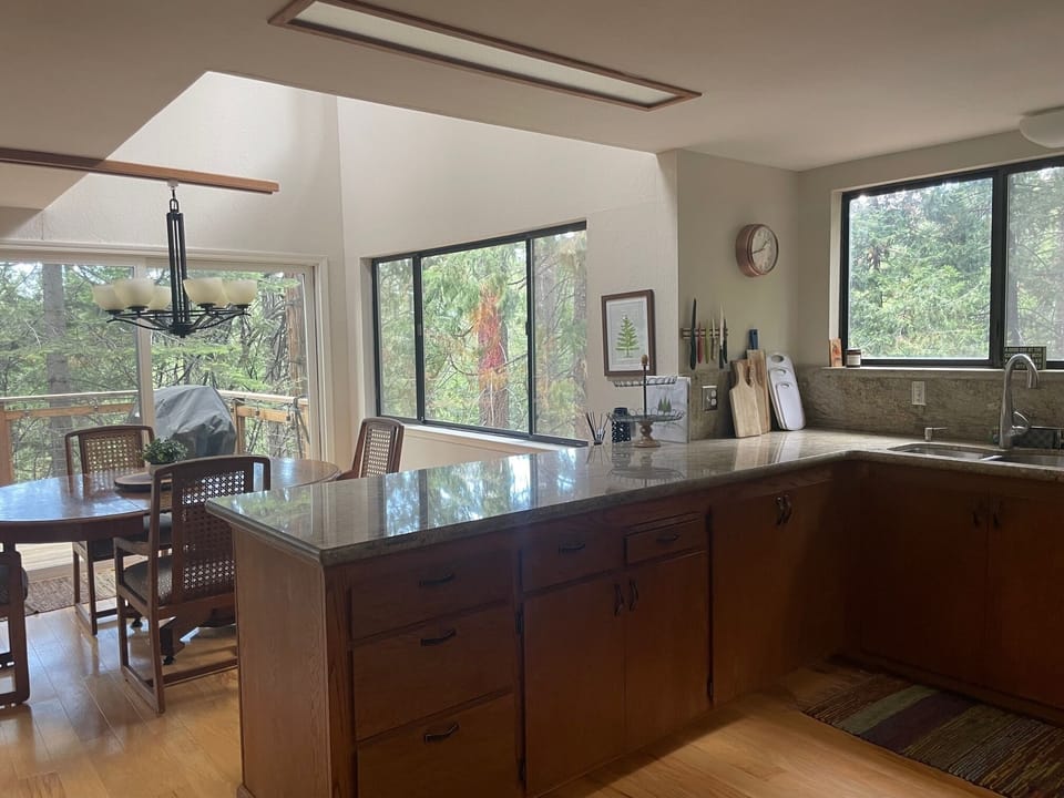 Walking into kitchen