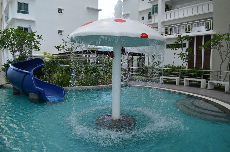 Sky Holiday home, near Spice Penang