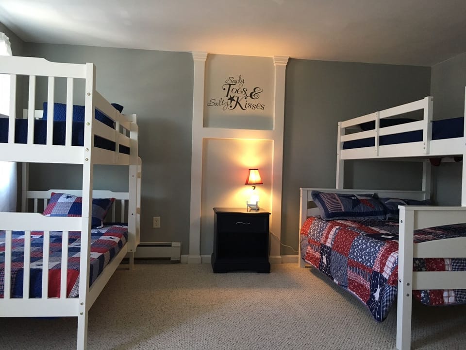Kids' room 