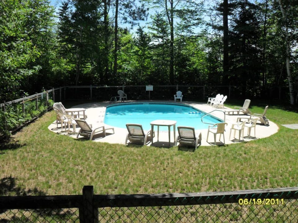 Outdoor Private Pool (Association members & Guests only)