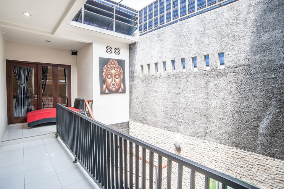 Cozy 3 Bedroom Villa w/ Pool in Jimbaran