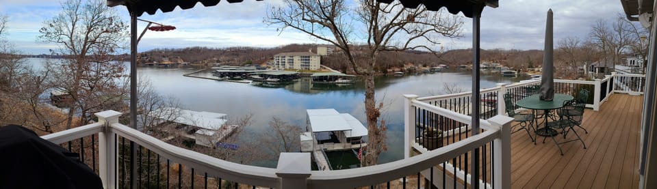 180 Degree View from Upper Deck