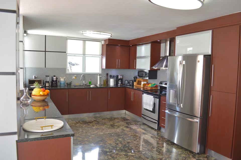 Open kitchen with everything needed for an amazing vacation 
