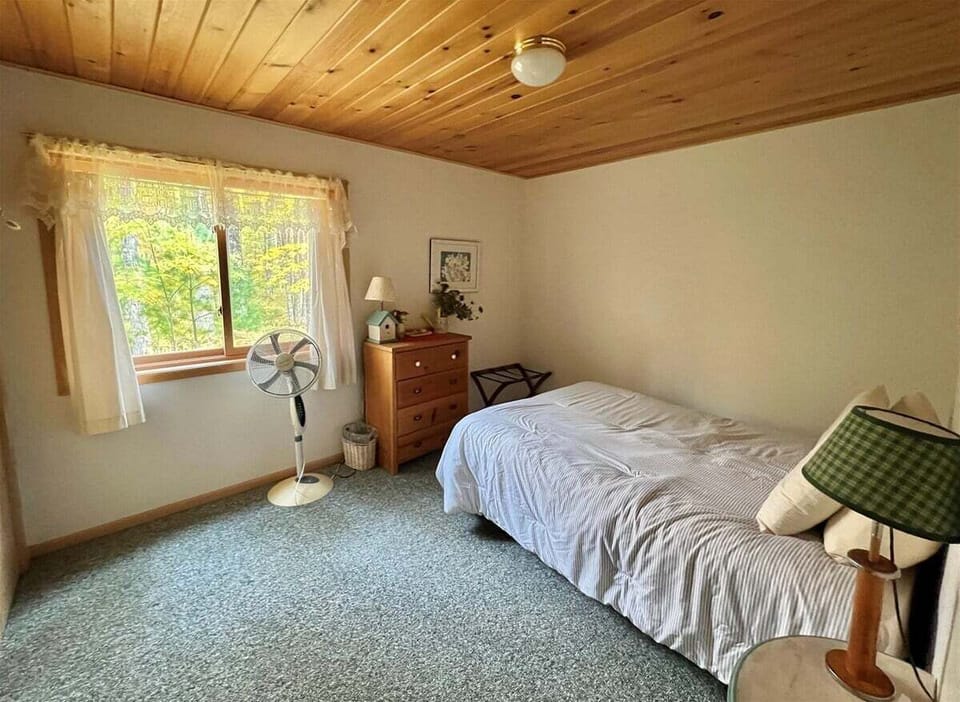 Bedroom 2 - Full Size Bed