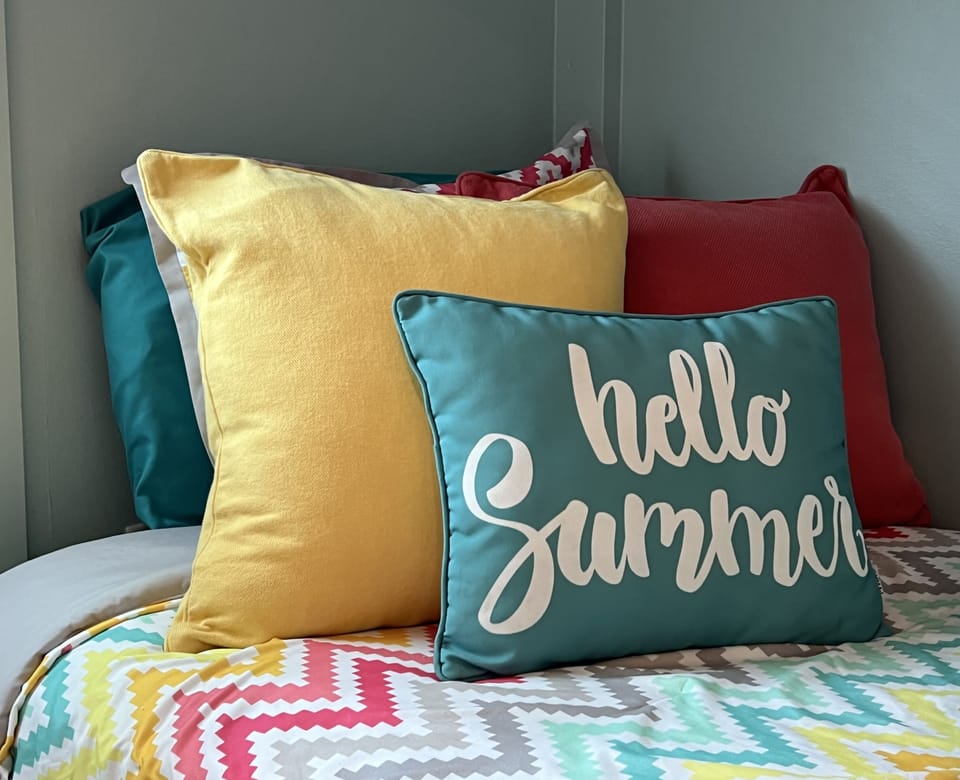 Bunk room pillows