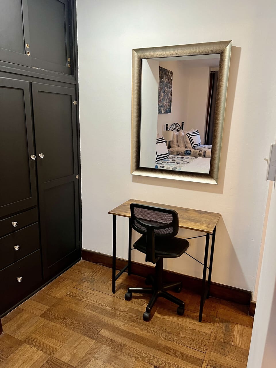 Desk office space, full closet with drawers and large mirror