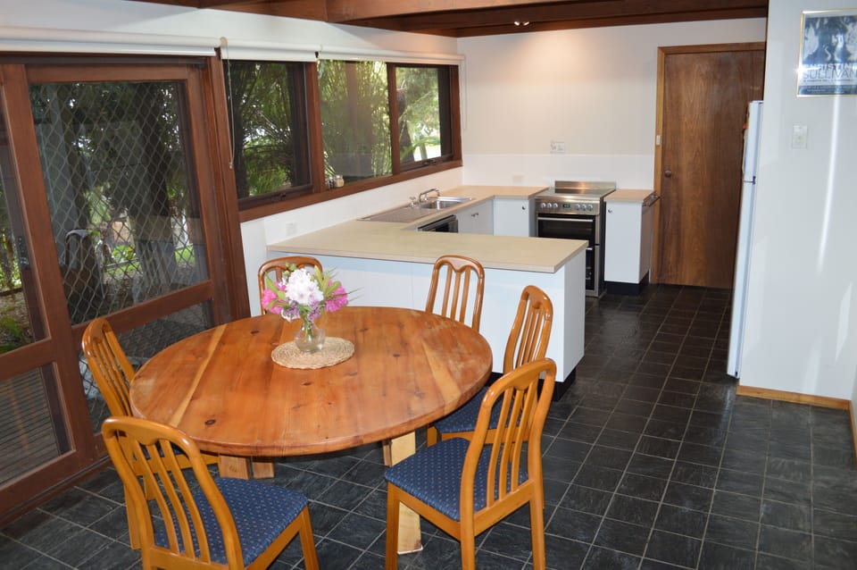Downstairs dining and kitchen