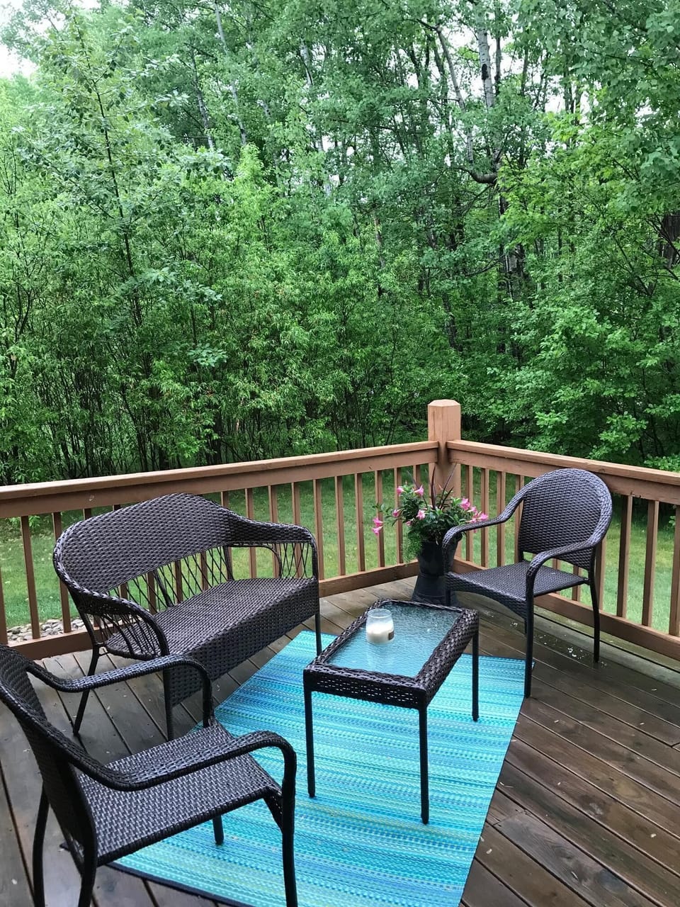 Seating area on the deck
