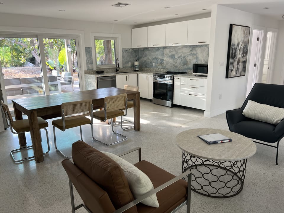 lining area open concept