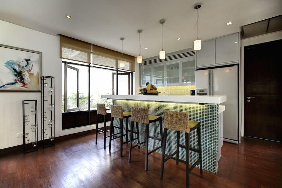 Kitchen Counter