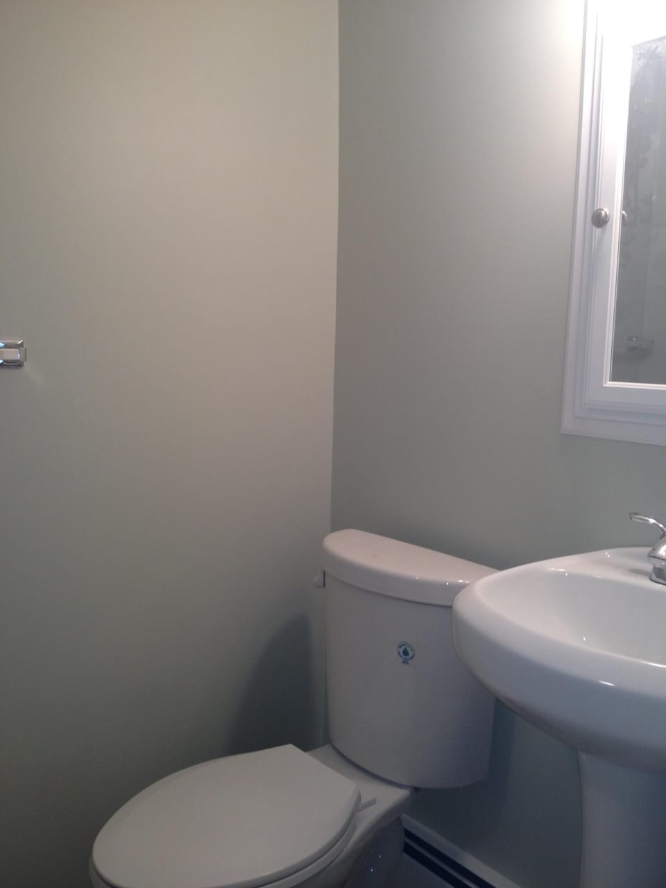 3/2 Bath 2, has tiled shower alcove