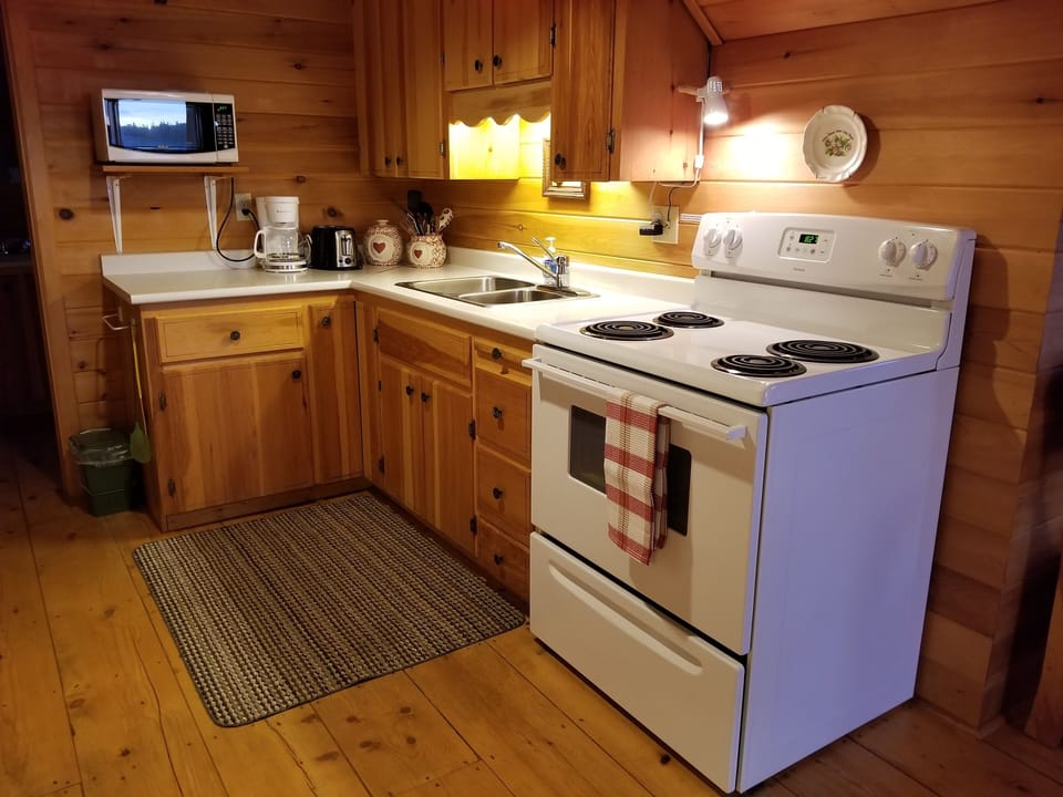 Efficient kitchen with everything you need at your fingertips.
