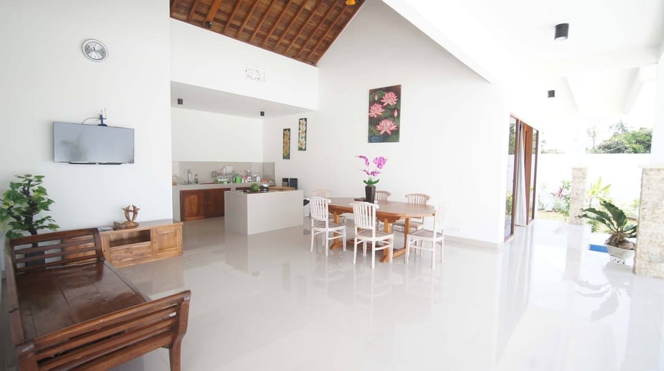 Brand New Villa Among All Beaches