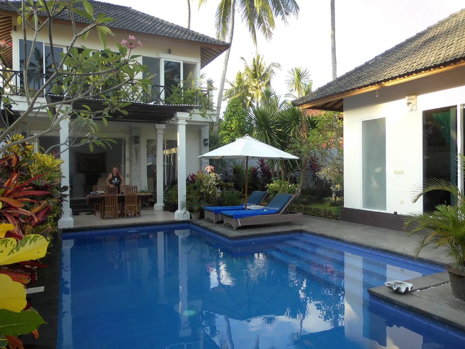  Private 2 bedroom villa with large pool