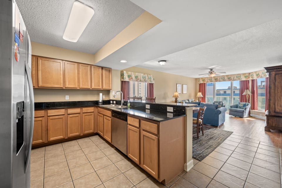 Fully equipped and updated kitchen to make meal prep a breeze.