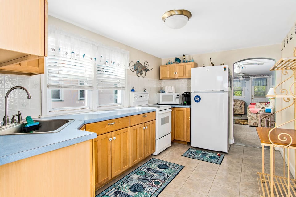 Fully equipped kitchen
