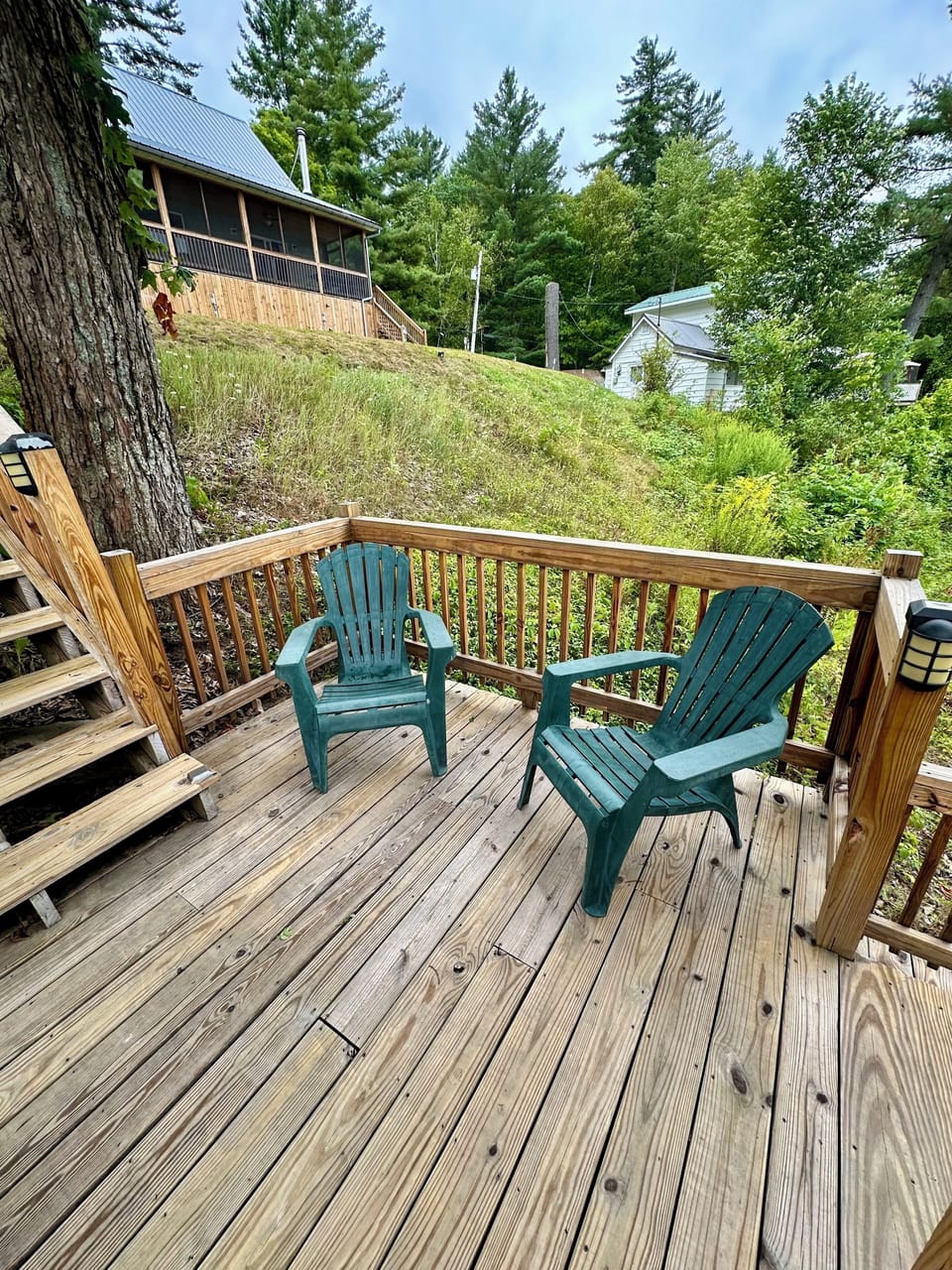 Sitting area on steps to dock