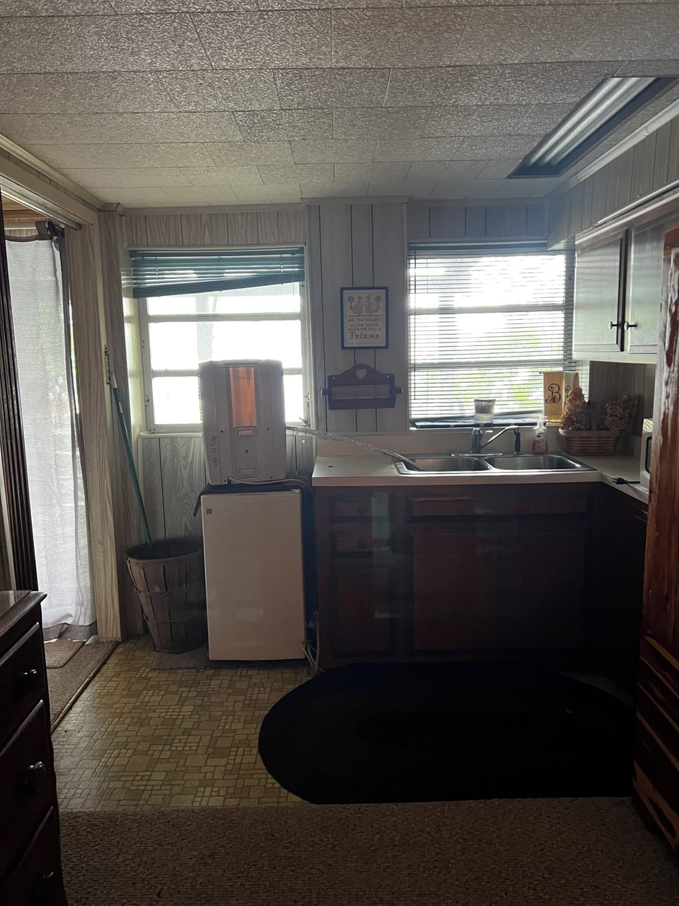 Mini Kitchenette in downstairs bedroom 