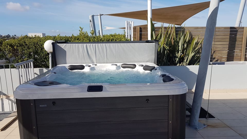 New for 2022 Guests to go with outdoor BBQ and rooftop sundeck
