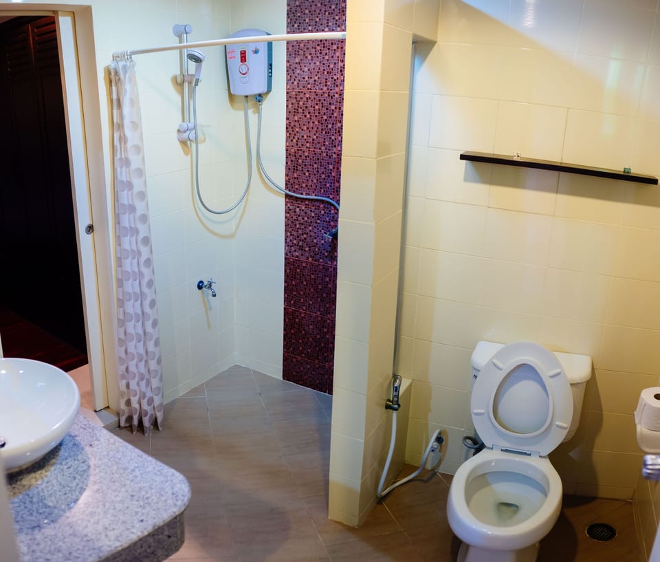 2bedroom Apartment with Thai Style decor