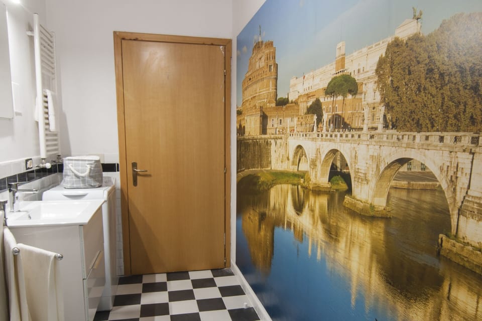 Main bathroom