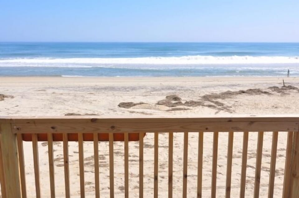 Amazing ocean view from the deck