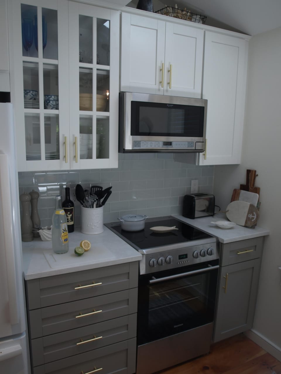 Brand new kitchen and appliances - 2017