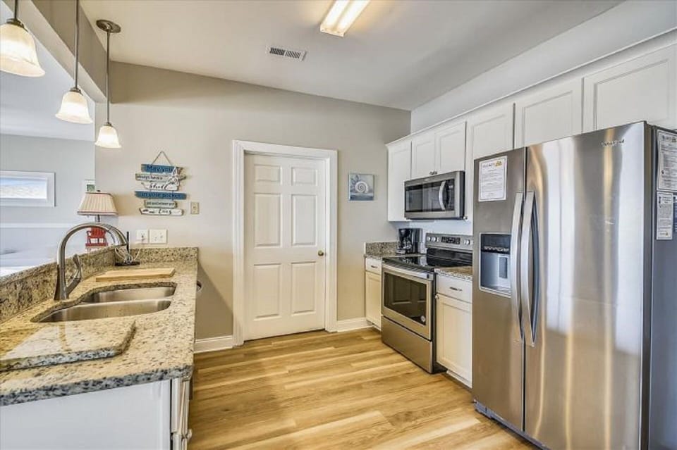 The chef in the family will enjoy this updated kitchen.