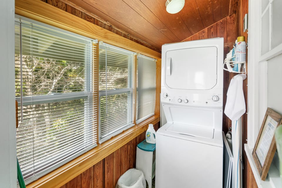 Washer/Dryer.  Please bring your choice of detergent.