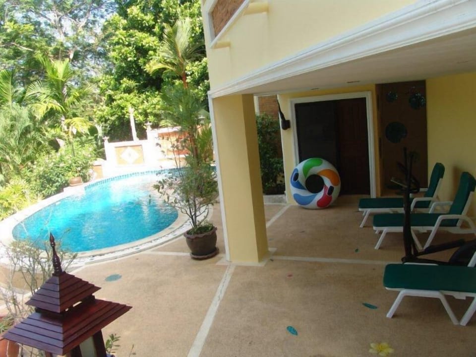 pool-villa in tropical Garden 
