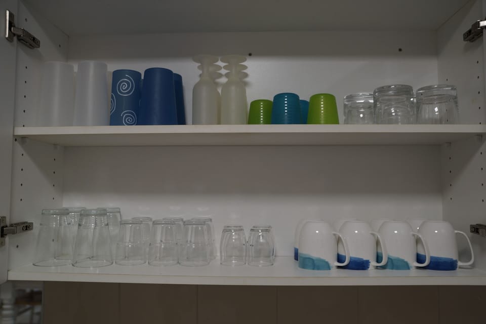 Fully equipped kitchen.