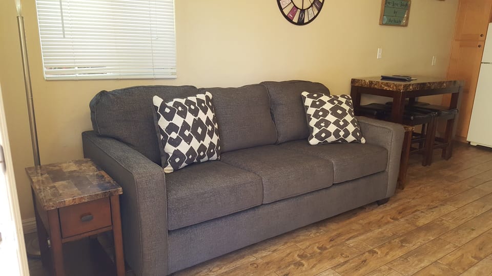 New queen Sofa sleeper